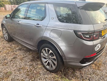 Used Land Rover Discovery Sport 2021 for sale - 79613327: Photo