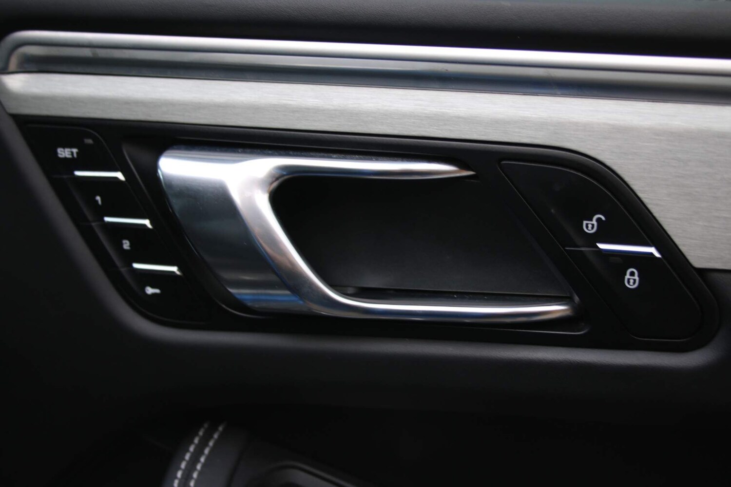 Used Porsche Macan for sale - 77808641: Photo 21