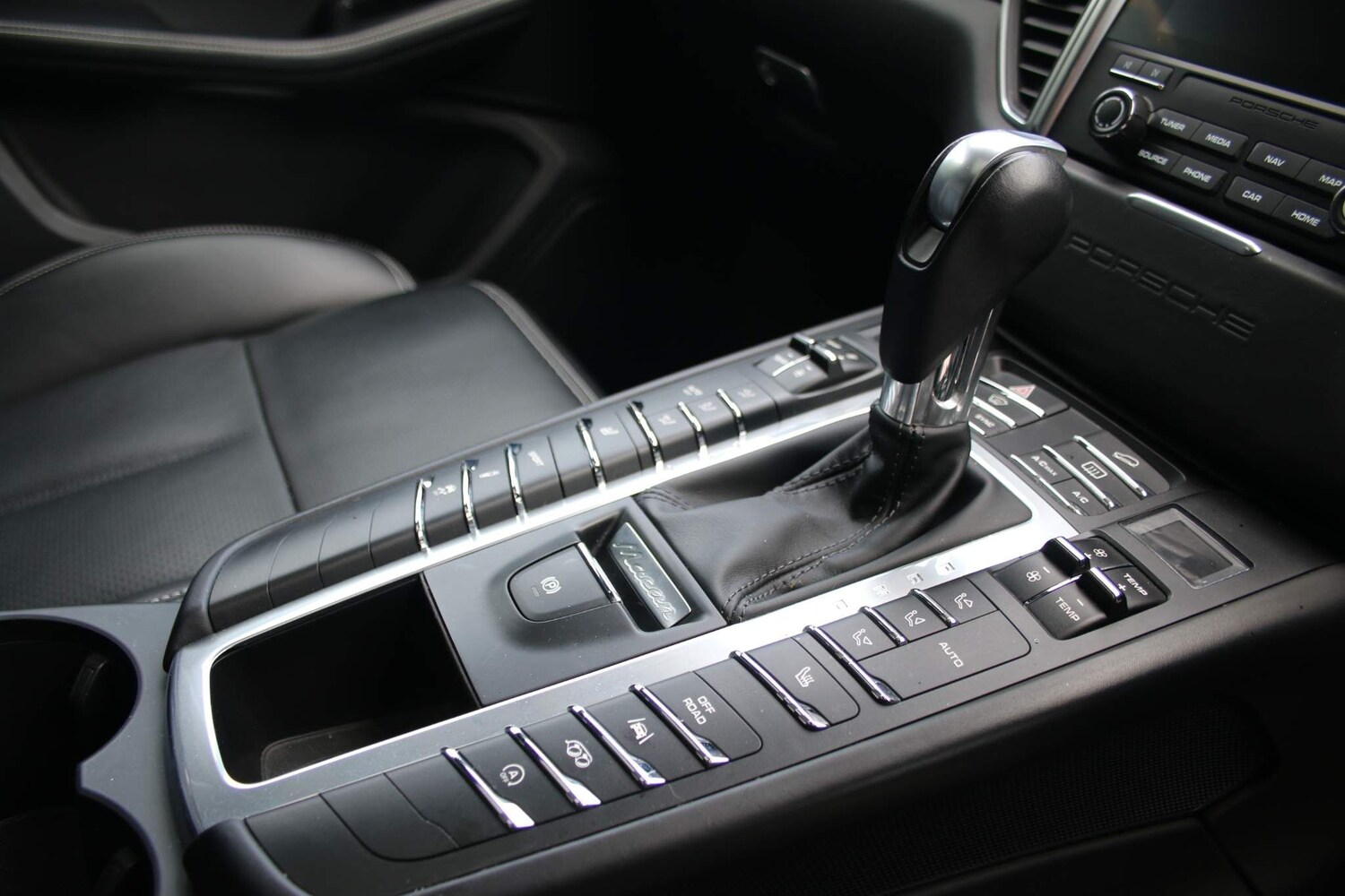 Used Porsche Macan for sale - 77808641: Photo 31