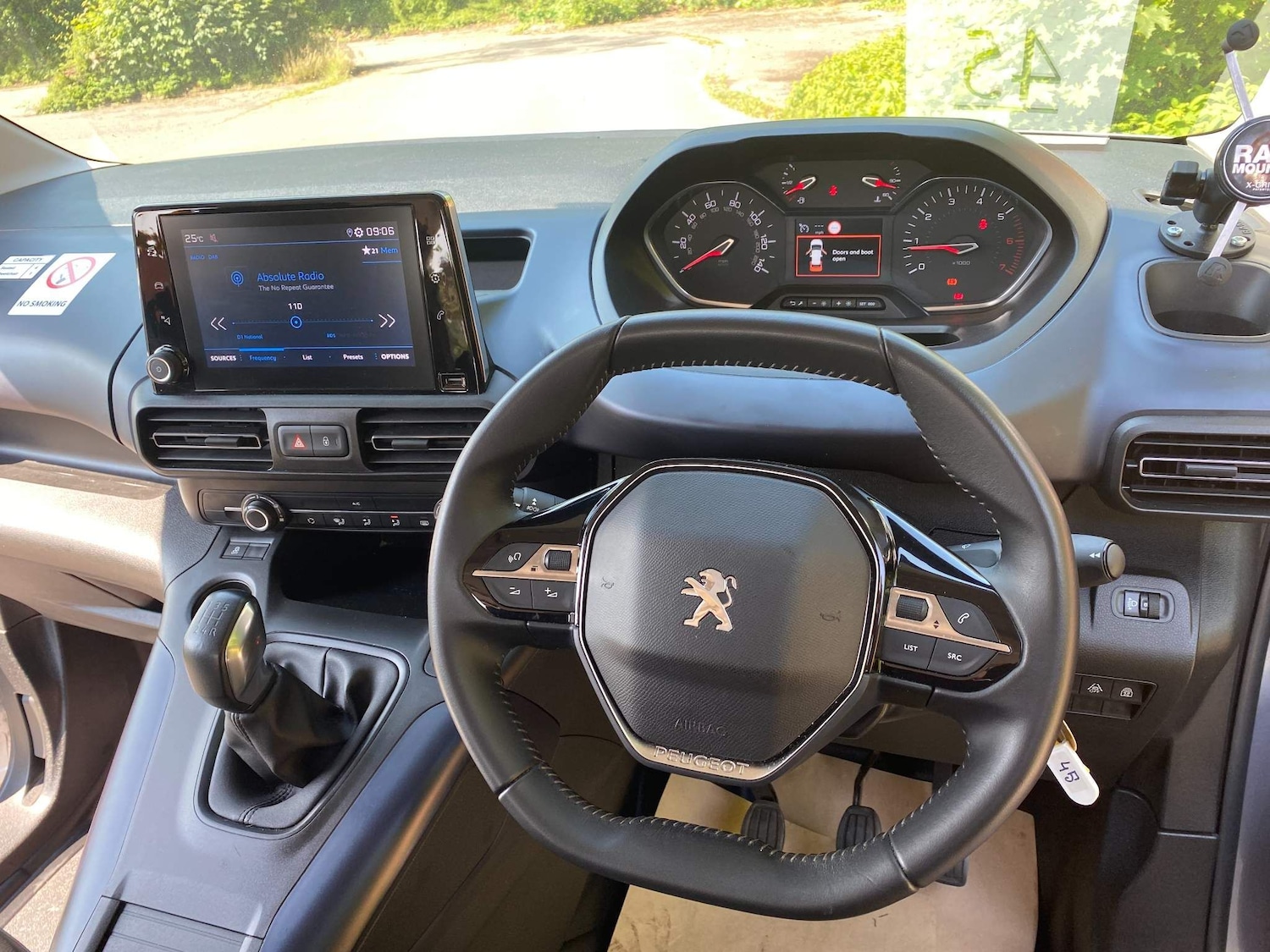 Used Peugeot Rifter 2019 for sale - 76994741: Photo 11