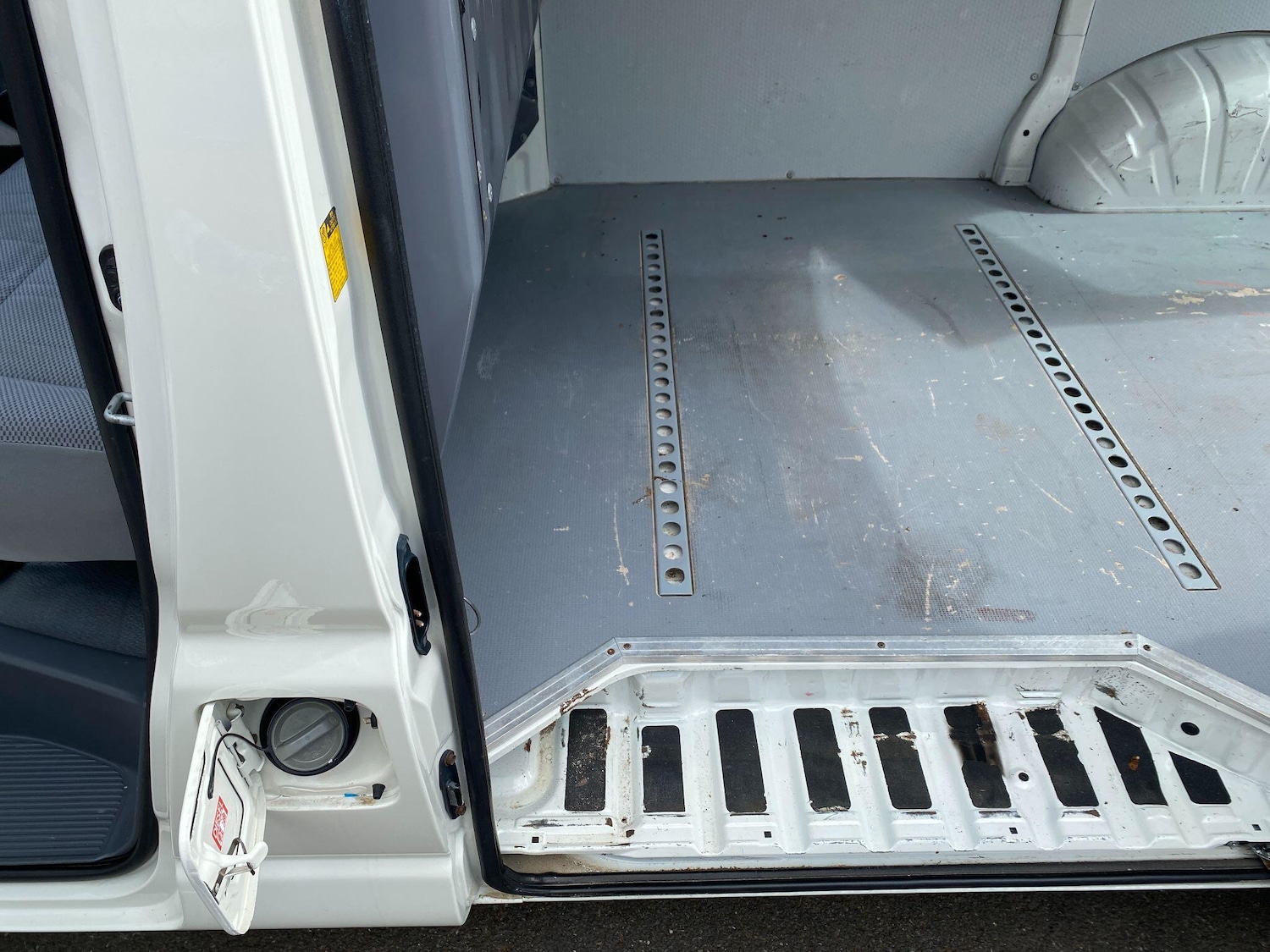 Used Toyota HiAce 2008 for sale - 78127768: Photo 28