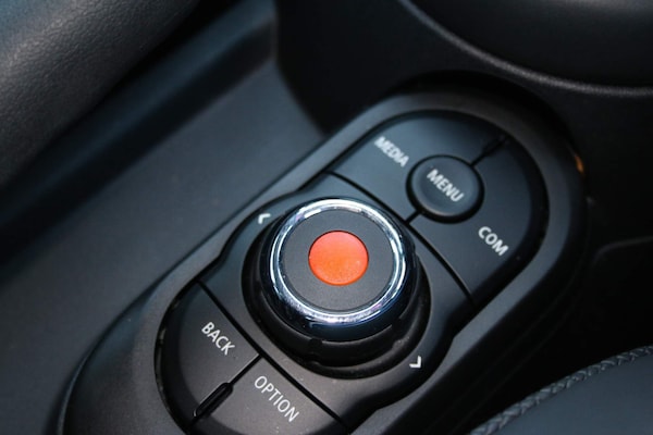 Used MINI Hatch 2019 for sale - 76270886: Photo 11