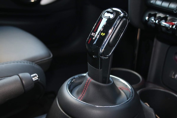 Used MINI Hatch 2019 for sale - 76270886: Photo 3