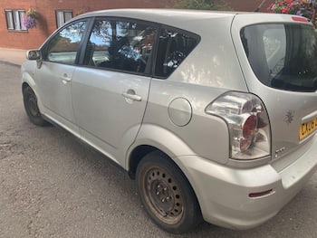Used Toyota Corolla Verso 2006 for sale - 79669931: Photo