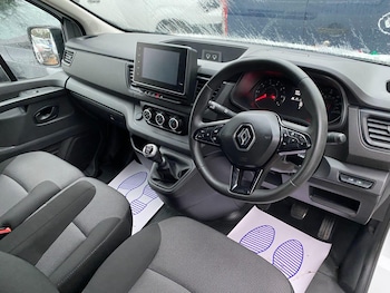Used Renault Trafic 2022 for sale - 76742575: Photo