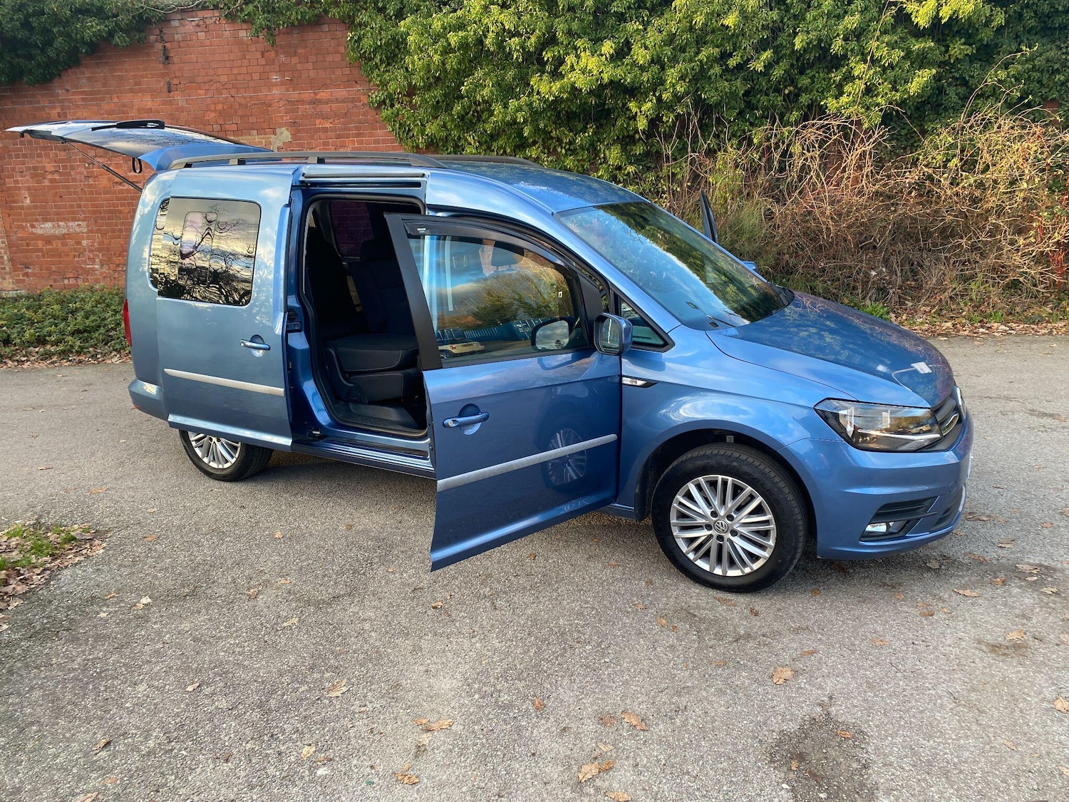 Used Volkswagen Caddy Maxi Life 2018 for sale - 77049958: Photo 15