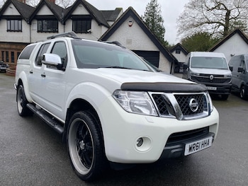 Used Nissan Navara 2011 for sale - 77524257: Photo