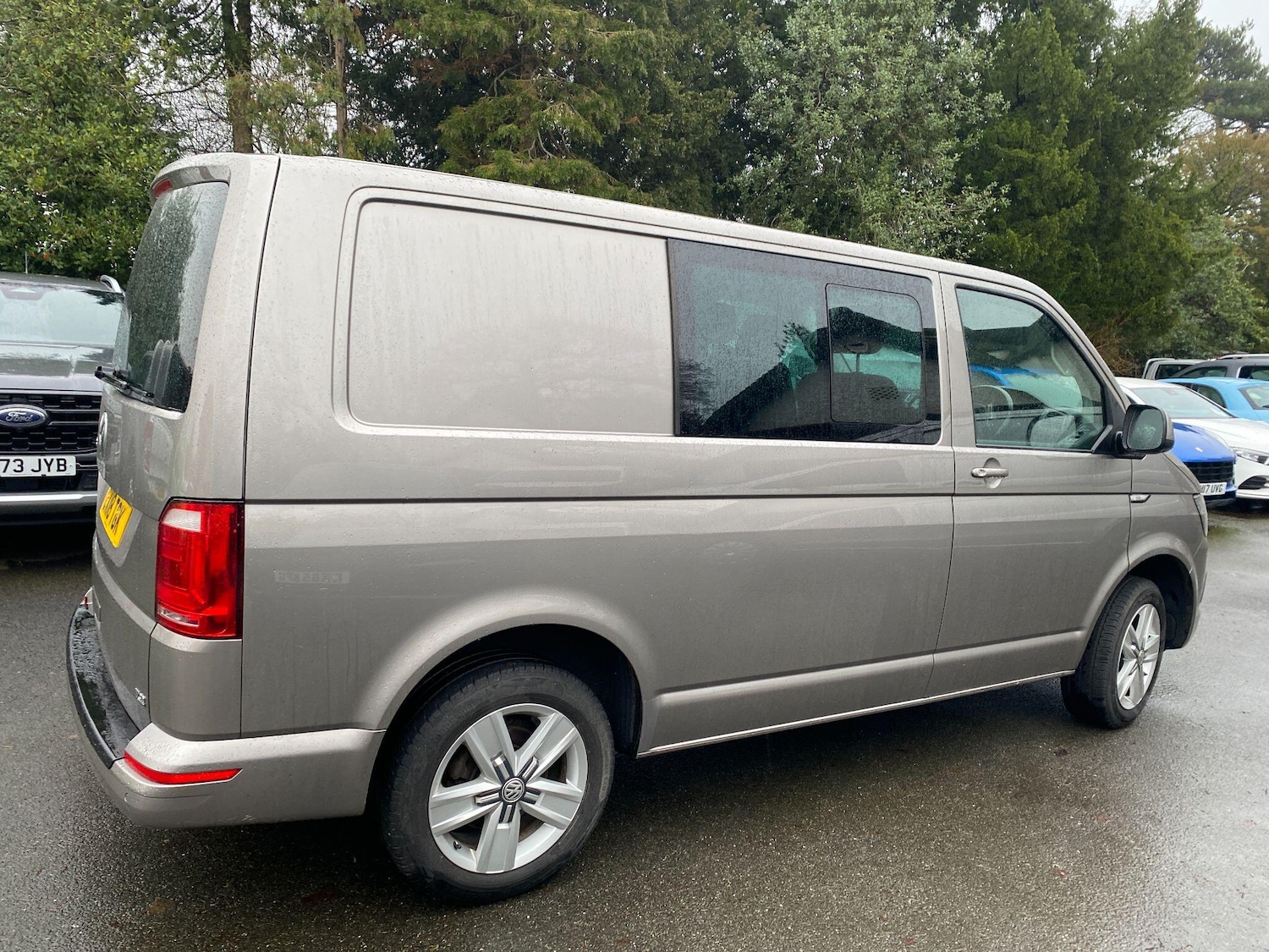 Used Volkswagen Transporter 2018 for sale - 77549772: Photo 1