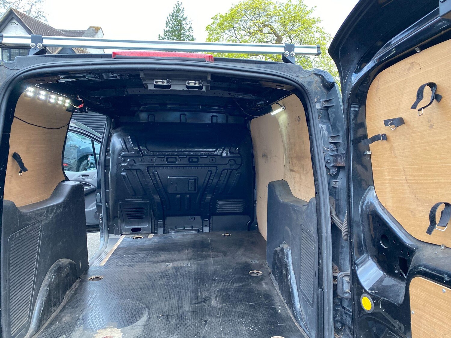 Used Ford Transit Connect 2015 for sale - 78184302: Photo 7