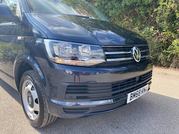 Used Volkswagen Transporter Sportline 2019 for sale - 76476568: Photo
