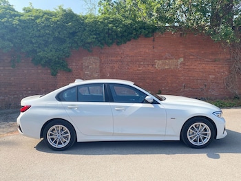 Used BMW 3 Series 2021 for sale - 79235989: Photo