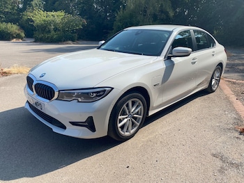 Used BMW 3 Series 2021 for sale - 79235989: Photo
