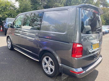 Used Volkswagen Transporter 2017 for sale - 79304192: Photo