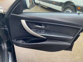 Used BMW 3 Series 2016 for sale - 72606074: Photo