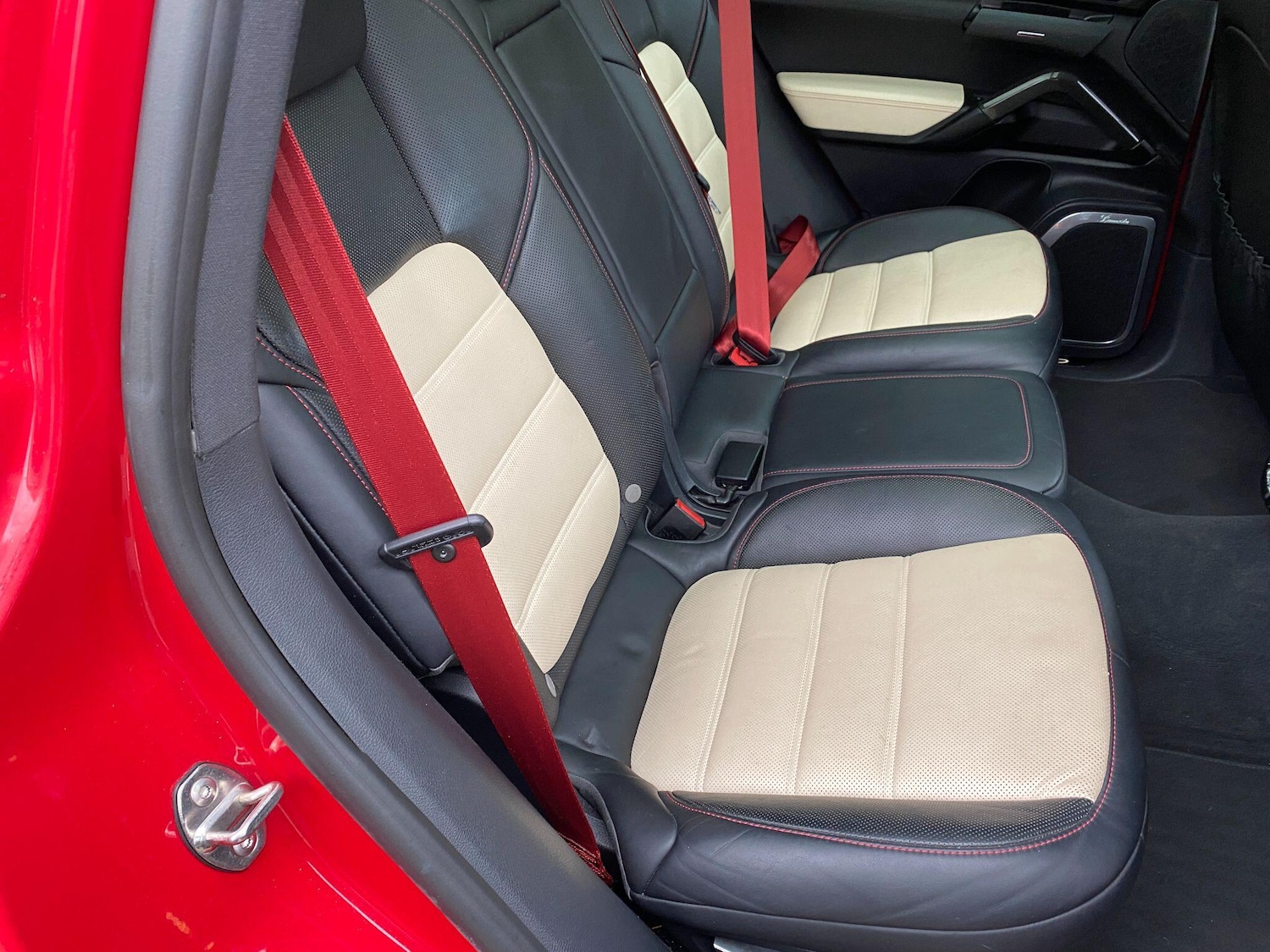 Used Porsche Cayenne 2015 for sale - 76424551: Photo 11