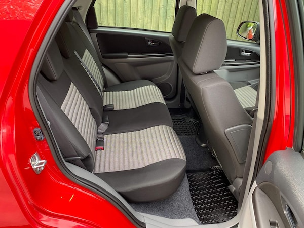 Used Suzuki SX4 2013 for sale - 76270279: Photo 15