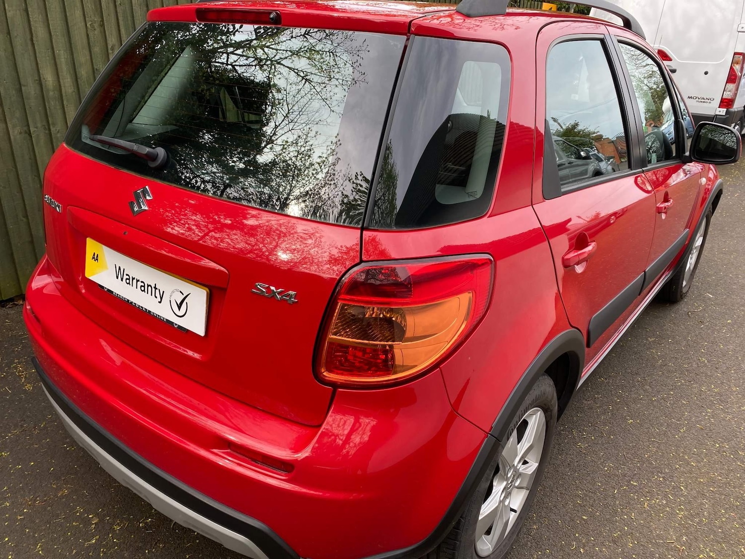 Used Suzuki SX4 2013 for sale - 76270279: Photo 9