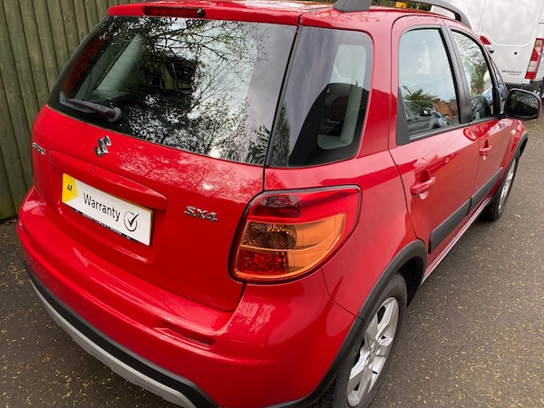 Used Suzuki SX4 2013 for sale - 76270279: Photo 9