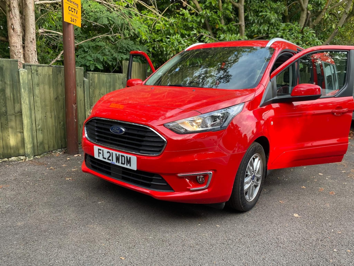 Used Ford Grand Tourneo Connect 2021 for sale - 76997590: Photo 13