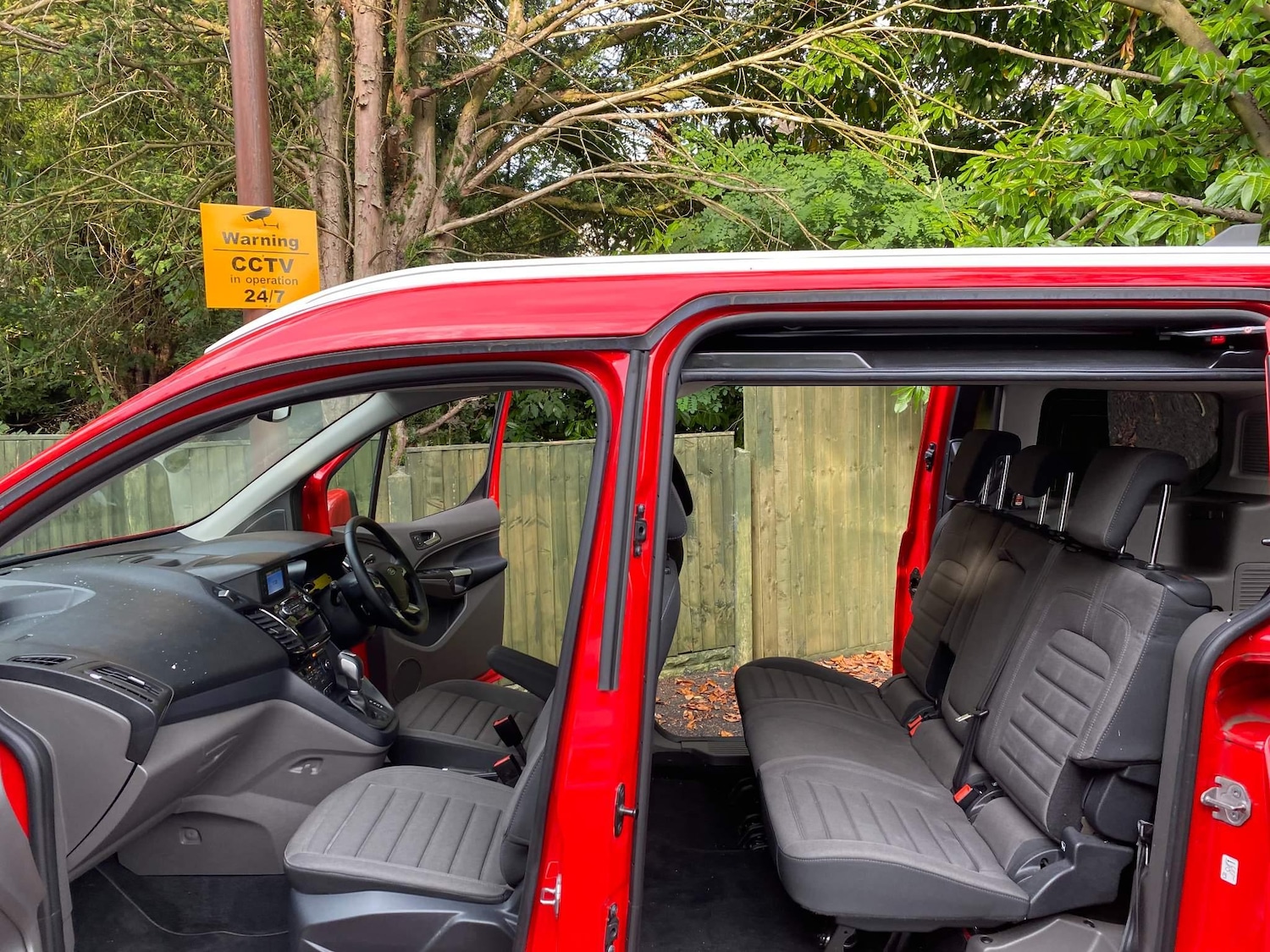 Used Ford Grand Tourneo Connect 2021 for sale - 76997590: Photo 9