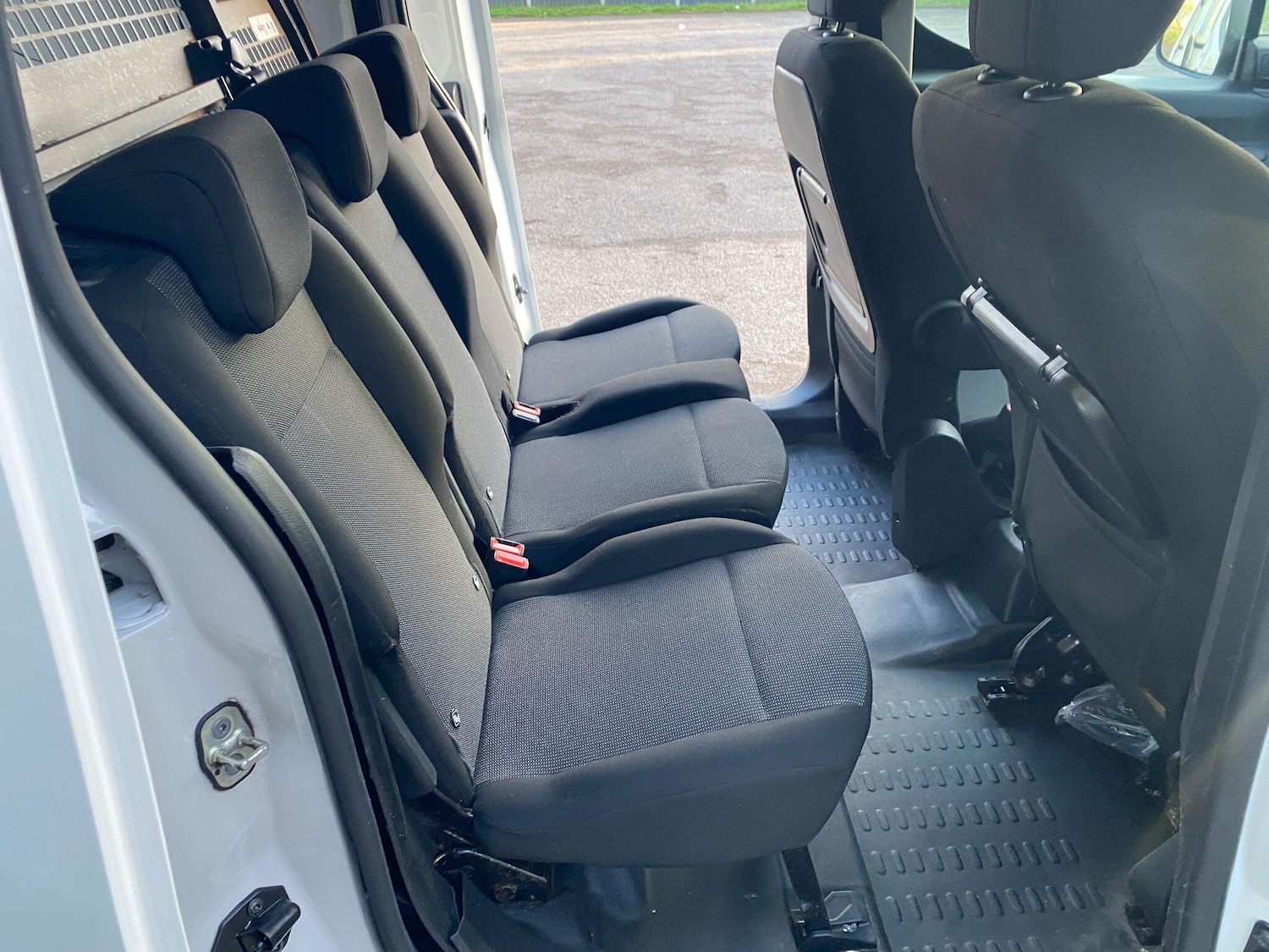 Used Peugeot Partner 2023 for sale - 77358490: Photo 10