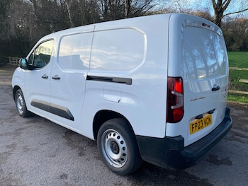 Used Peugeot Partner 2023 for sale - 77358490: Photo