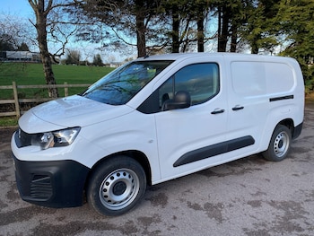 Used Peugeot Partner 2023 for sale - 77358490: Photo