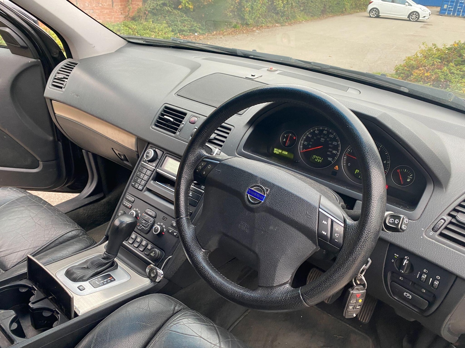 Used Volvo XC90 2009 for sale - 76284398: Photo 6