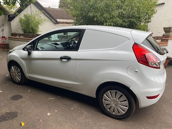 Used Ford Fiesta 2015 for sale - 78772869: Photo