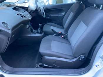 Used Ford Fiesta Van 2015 for sale - 74750540: Photo
