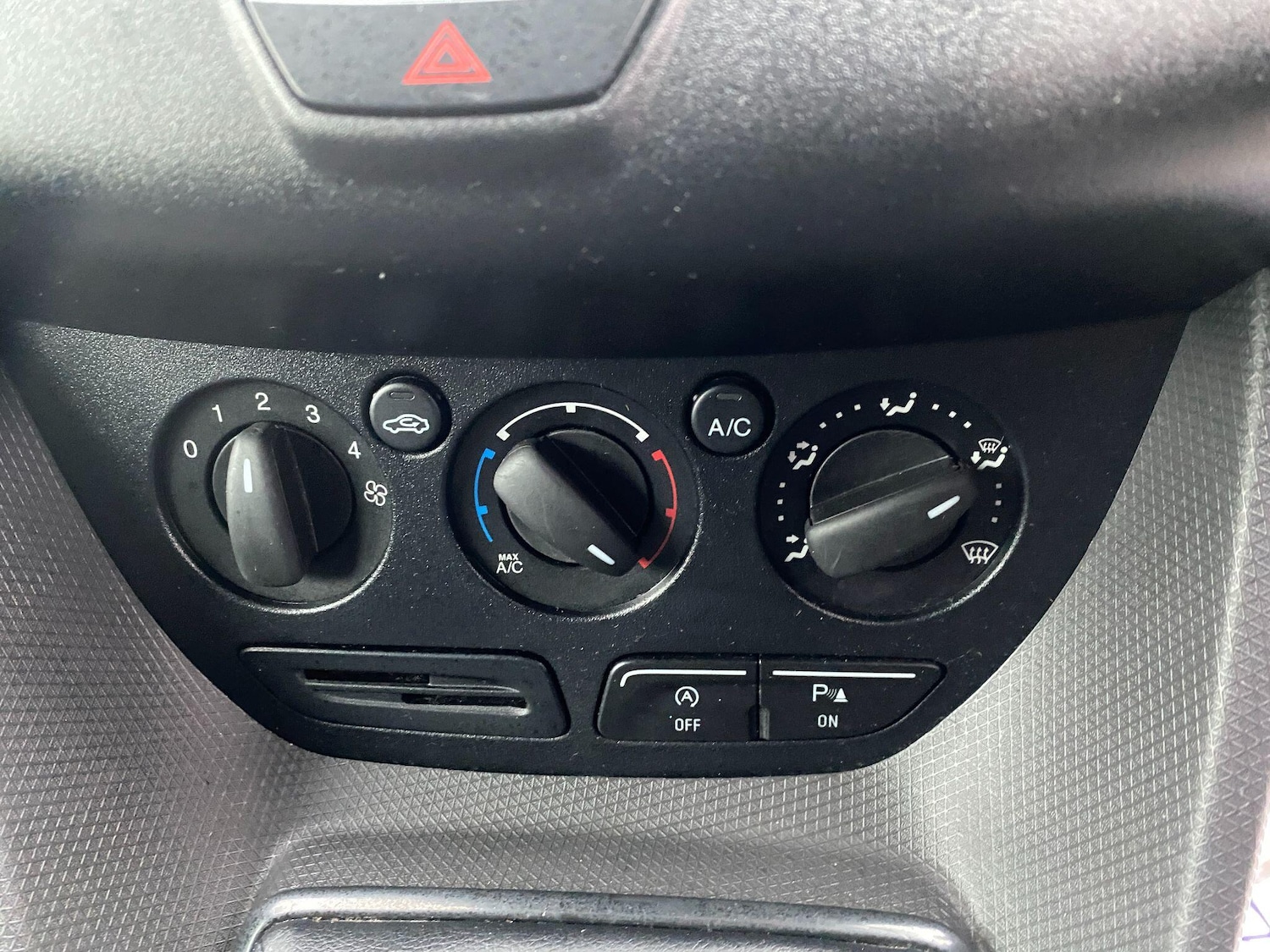 Used Ford Transit Connect 2017 for sale - 78047763: Photo 7