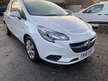 Vauxhall - Corsa