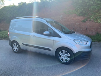 Used Ford Transit Courier 2015 for sale - 75481356: Photo