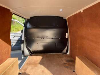 Used Volkswagen Transporter 2021 for sale - 71076501: Photo