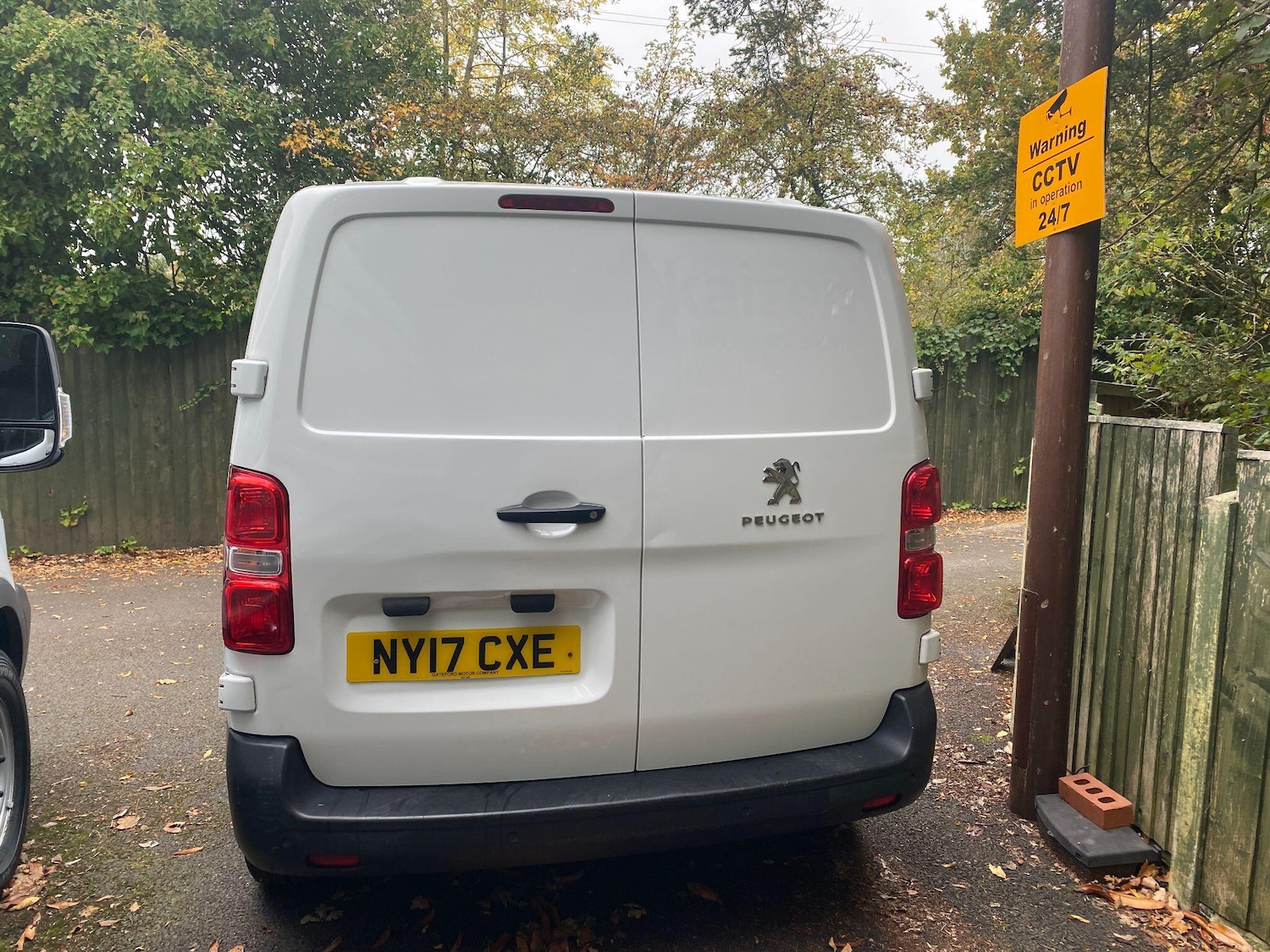Used Peugeot Expert 2017 for sale - 76336602: Photo 15