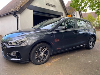 Used Hyundai i30 2023 for sale - 78492782: Photo