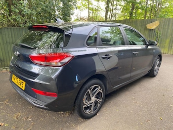 Used Hyundai i30 2023 for sale - 78492782: Photo