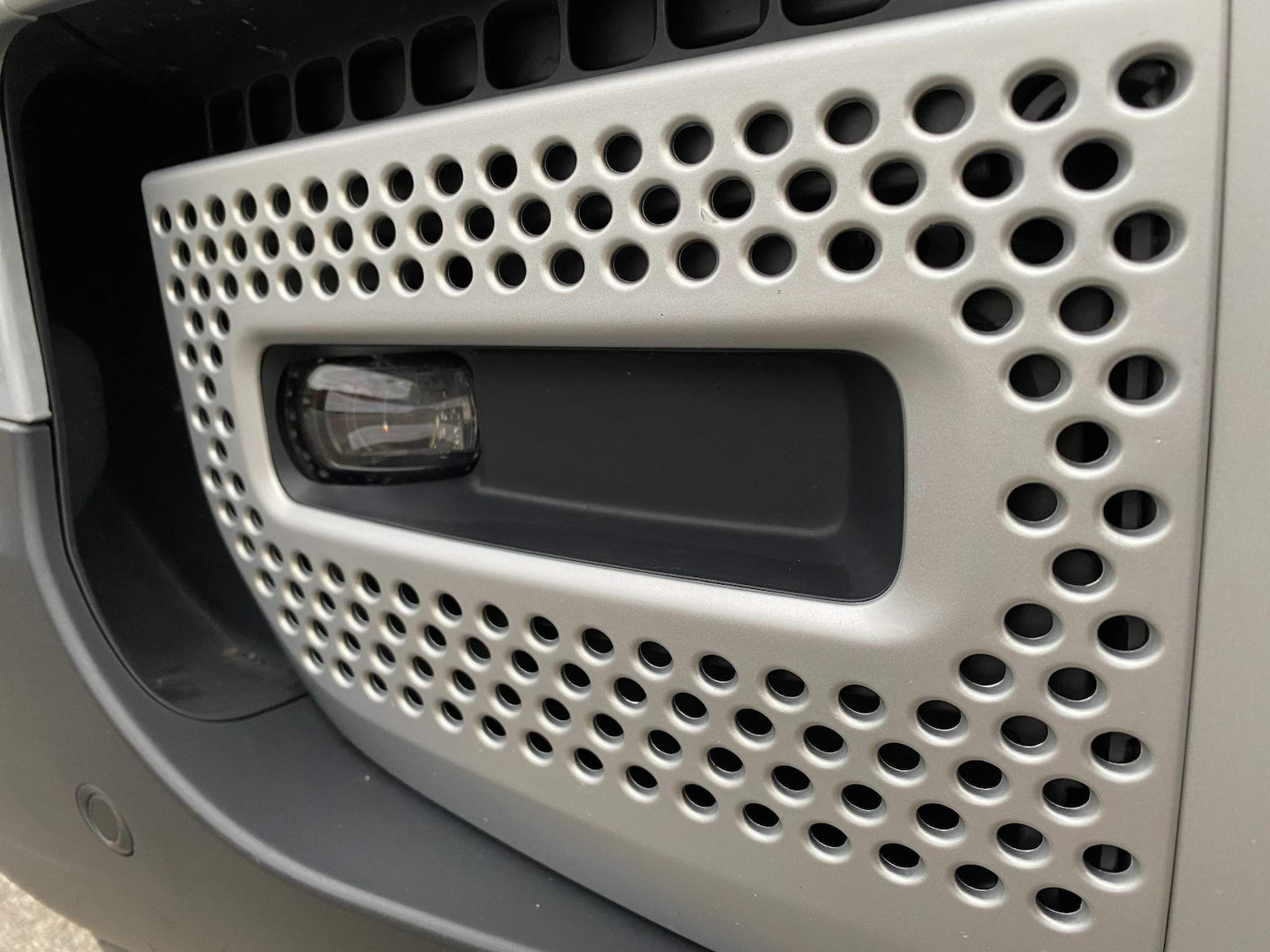 Used Land Rover Defender 90 2021 for sale - 76377273: Photo 17