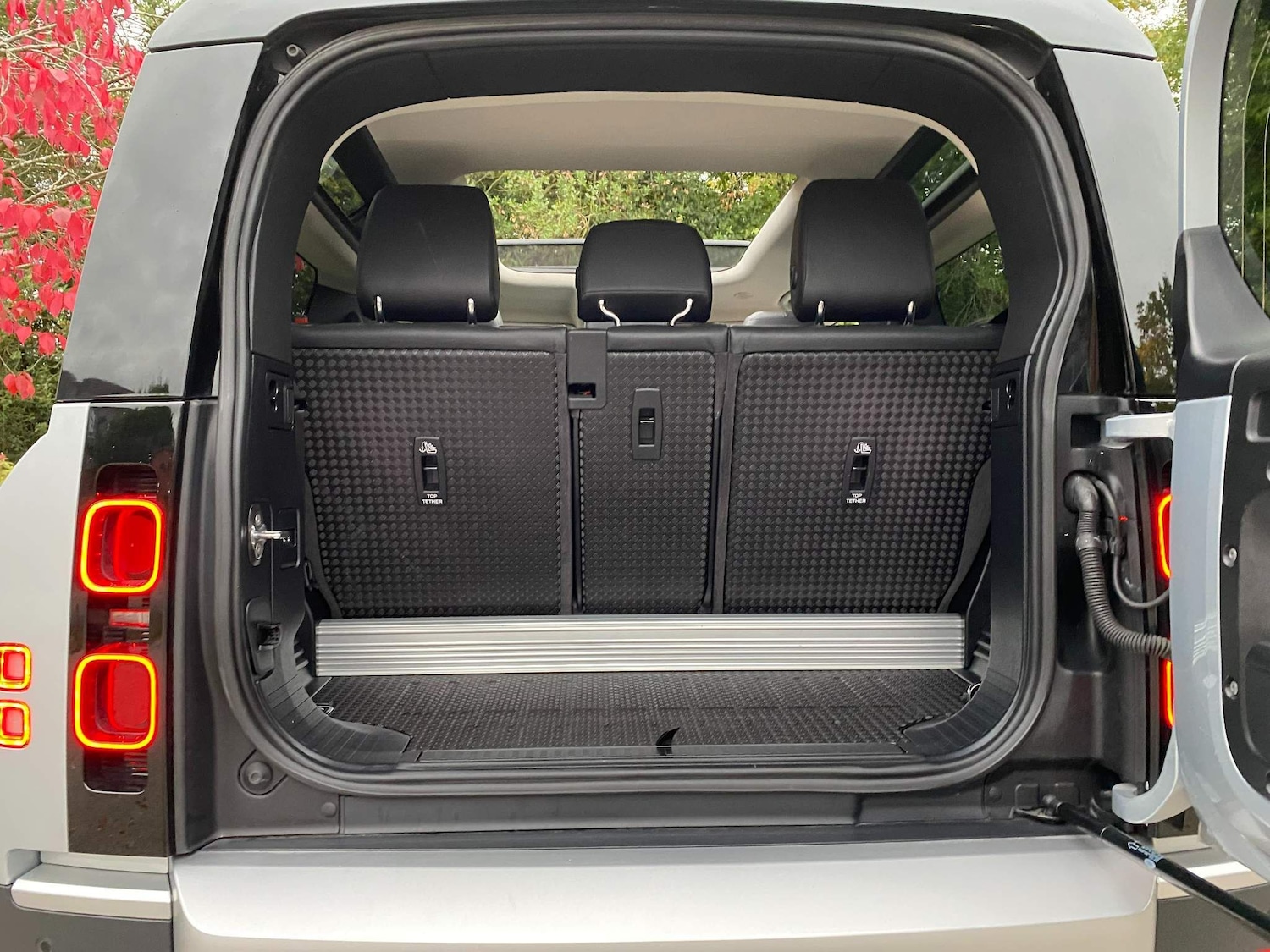 Used Land Rover Defender 90 2021 for sale - 76377273: Photo 22