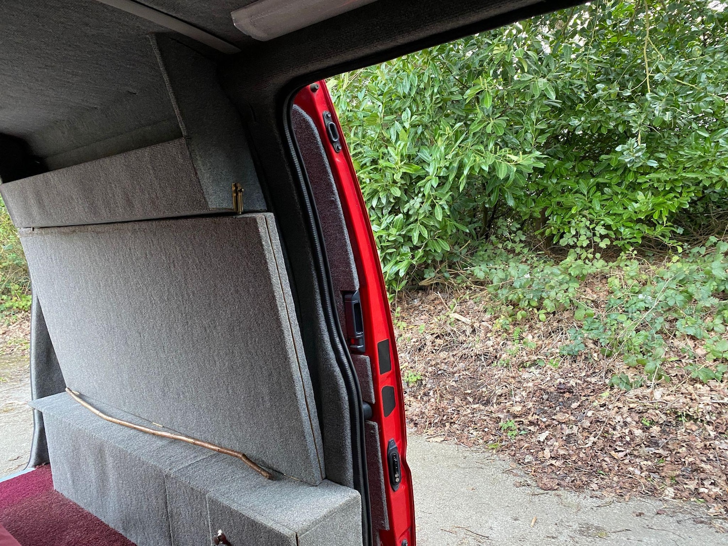 Used Toyota HiAce 2003 for sale - 76991708: Photo 27