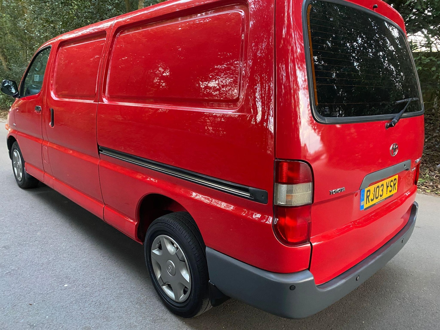 Used Toyota HiAce 2003 for sale - 76991708: Photo 3