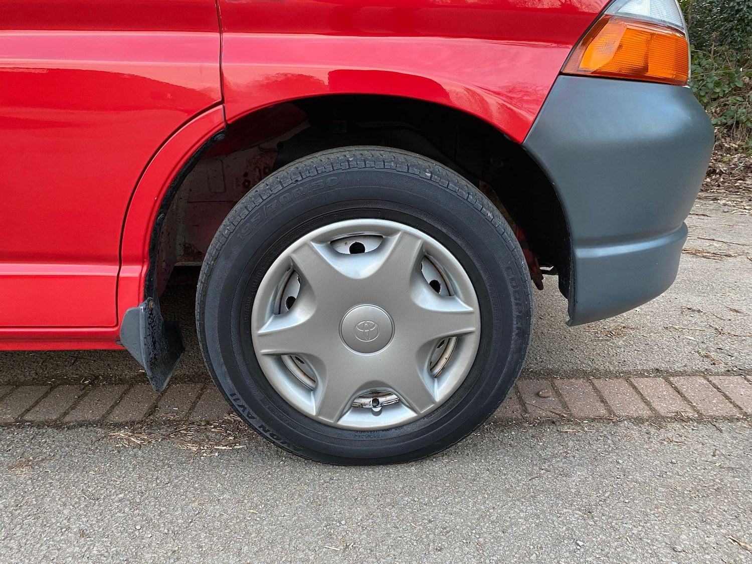 Used Toyota HiAce 2003 for sale - 76991708: Photo 35