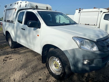 Used Isuzu D-Max 2015 for sale - 78661747: Photo