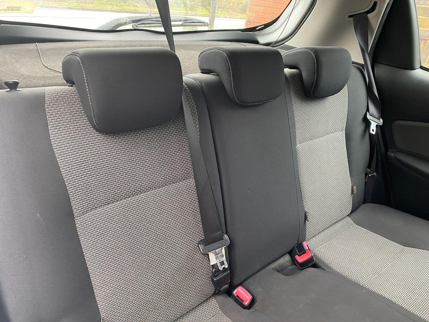 Used Toyota Yaris 2015 for sale - 77306214: Photo 8