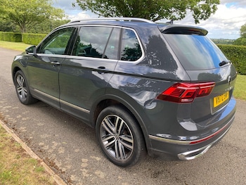 Used Volkswagen Tiguan 2022 for sale - 78810299: Photo
