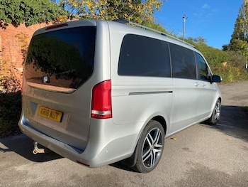 Used Mercedes-Benz V-Class 2018 for sale - 76370604: Photo