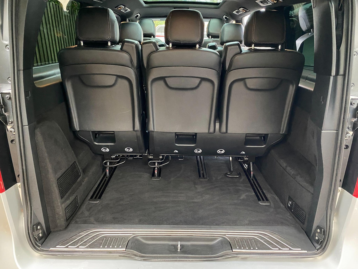 Used Mercedes-Benz V-Class 2018 for sale - 76370604: Photo 31