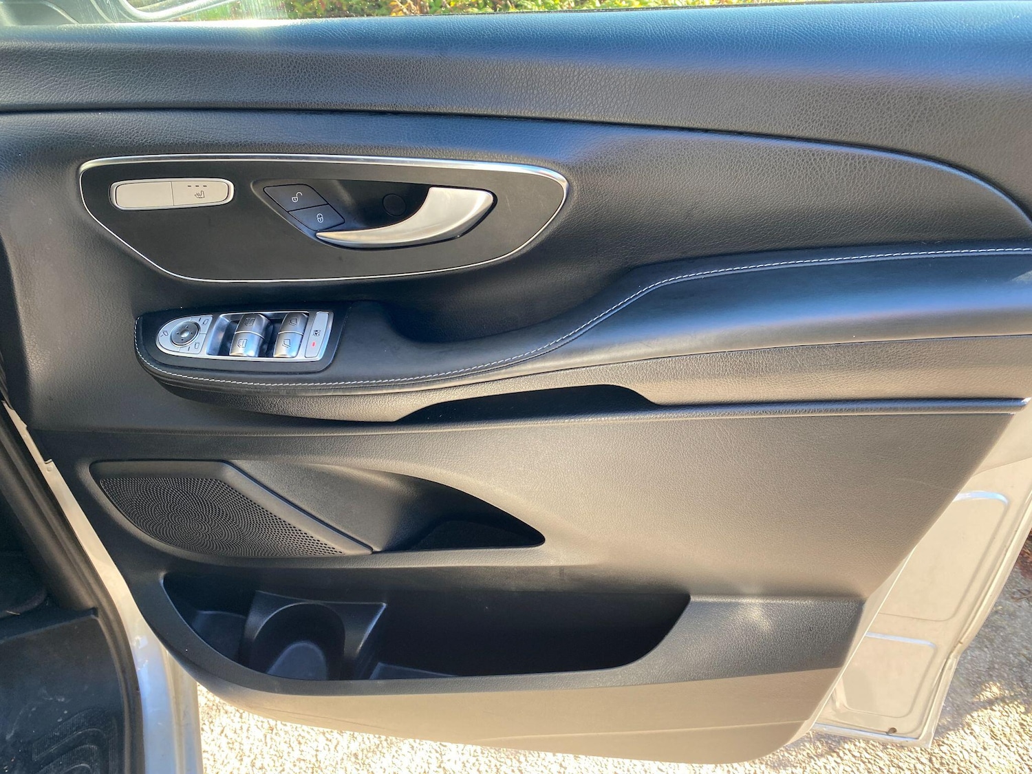 Used Mercedes-Benz V-Class 2018 for sale - 76370604: Photo 7