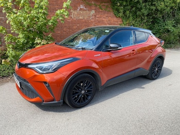 Used Toyota C-HR 2021 for sale - 76270022: Photo