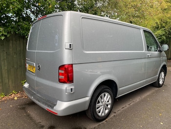 Used Volkswagen Transporter 2019 for sale - 78771747: Photo